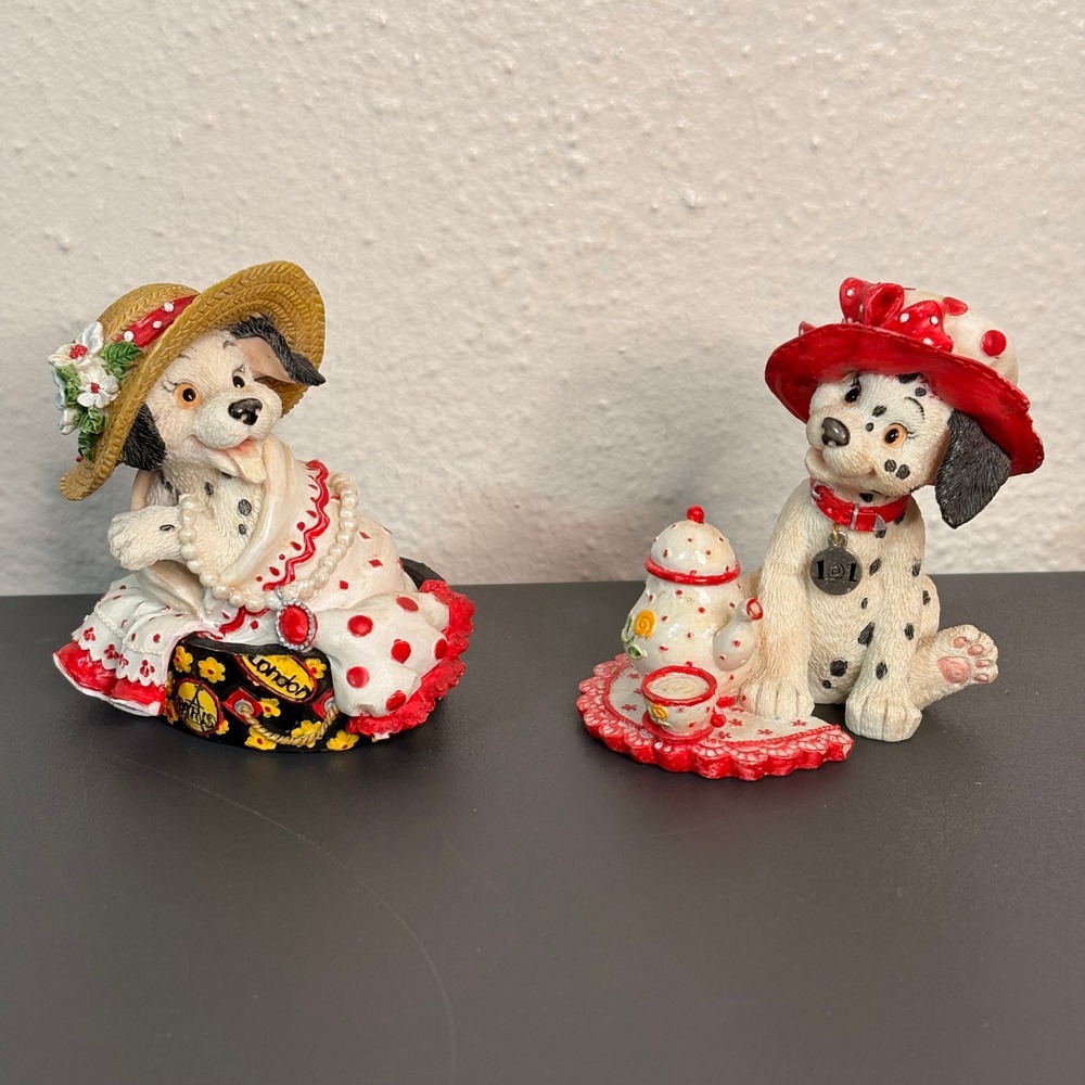 Disney Enesco 101 Dalmatians Figurines Set OS Red White Good Tea Time Travel